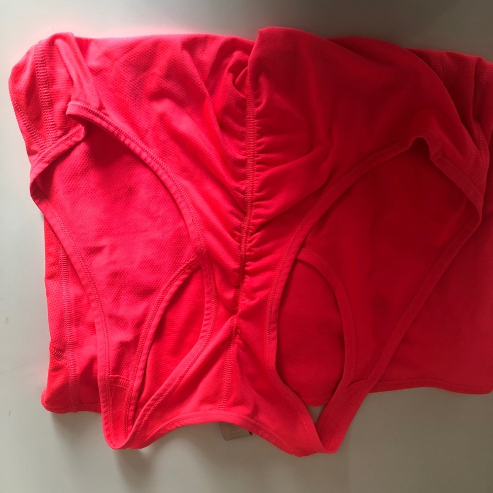 New Balance Tank Top - Picture 4 of 5